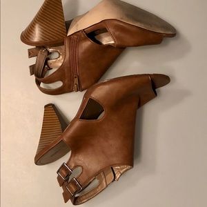 Brown Leather Strappy Wedge